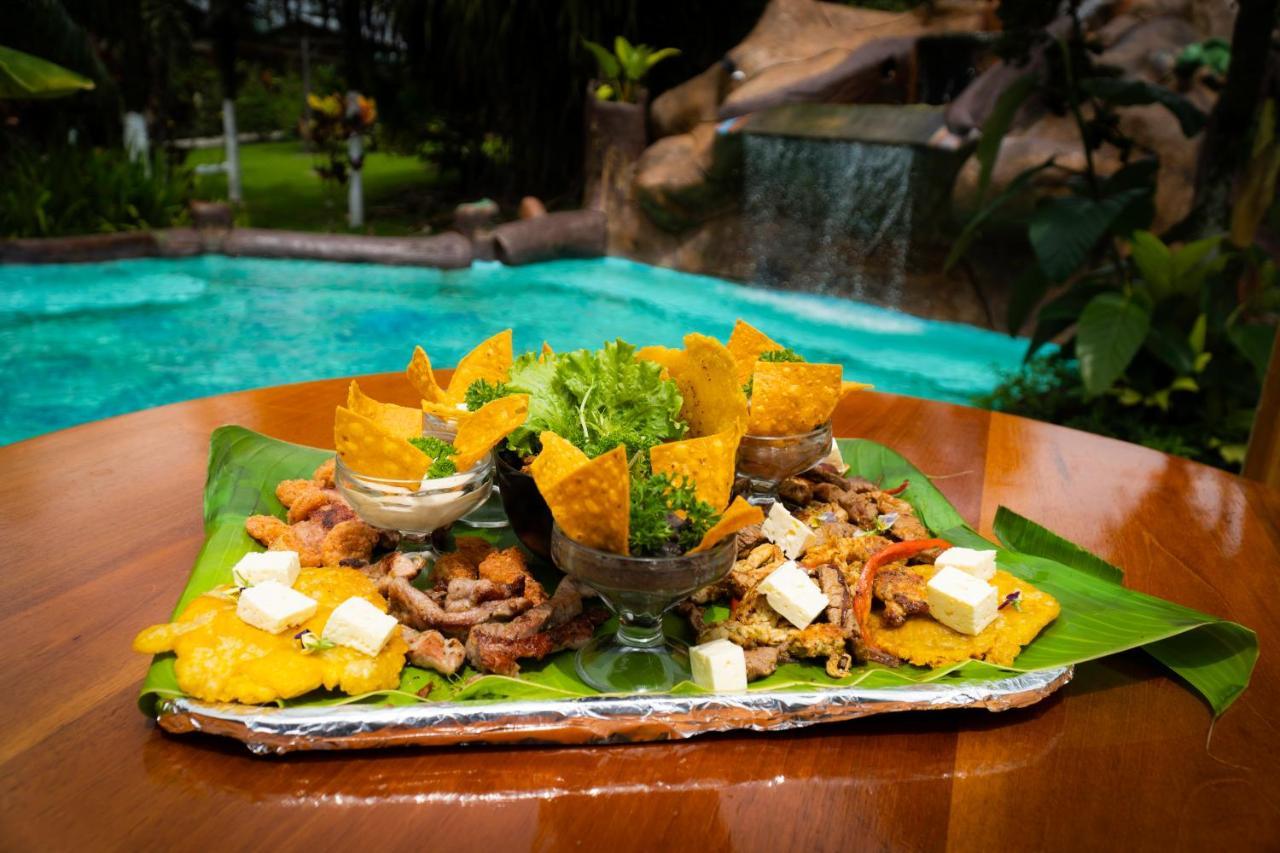 Hotel & Hot Springs Sueno Dorado La Fortuna المظهر الخارجي الصورة